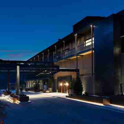 The Lynx Mountain Resort Hotel Exterior