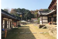 Damyang Mangindang House - Pensions