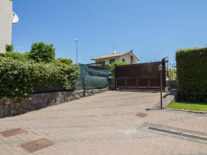 Villa il Pino - Typical Sicilian Style Villa with Private Pool