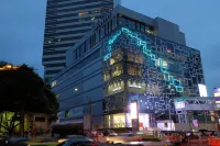 dusitD2 Samyan Bangkok Отели рядом с достопримечательностью «Бангкокский Университет имени Короля Чулалонгкорна»