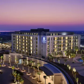 DoubleTree by Hilton Abu Dhabi Yas Island Residences Hotels near Ferrari World Yas Island, Abu Dhabi