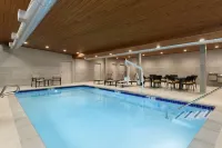 Hampton Inn and Suites Seattle/Renton - WiFi