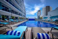 Wyndham Manta Sail Plaza Hotel and Convention Center - Ocean View