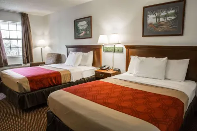Econo Lodge Crystal Coast Hotels in Pine Knoll Shores
