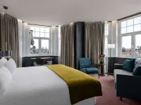 NH Collection Amsterdam Flower Market Hotels near Tuschinski