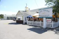 Cape Cod Inn Hotels in Hyannis