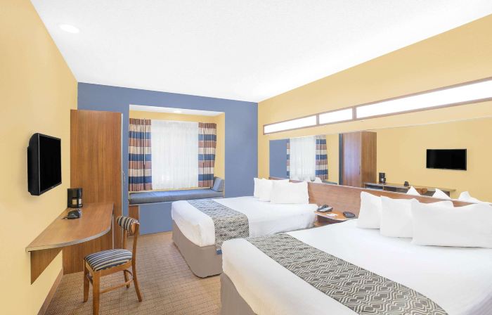 Microtel Inn & Suites by Wyndham Chili/Rochester Airport