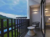 Grand Aston Puncak Hotel & Resort - Mountain view