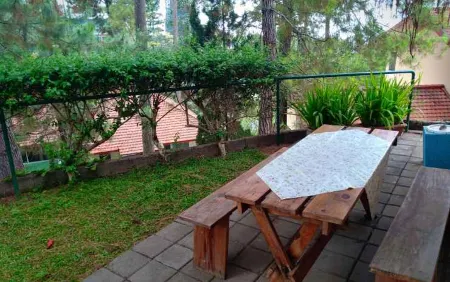 Full House Lawu 2 Bedrooms at Rawa Pening Garden Отели рядом с достопримечательностью «Ambarawa Railway Museum»