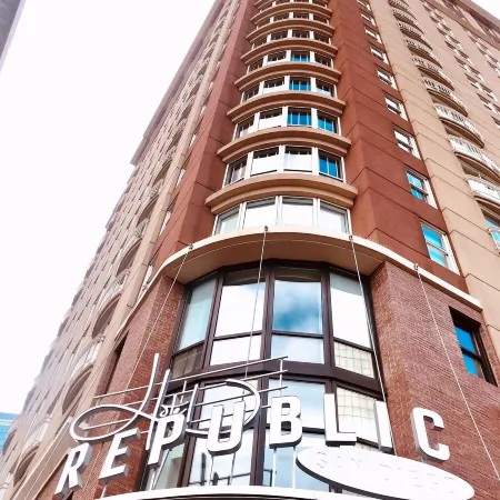 Hotel Republic San Diego, Autograph Collection Отели рядом с достопримечательностью «Музей-авианосец «Мидуэй»»