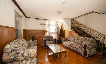 Hotel El Meson de La Luna - Housity