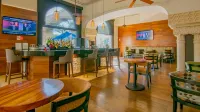 Hotel Lucerna Culiacan - ที่มีบาร์