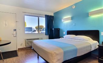 Motel 6 Carlsbad, NM
