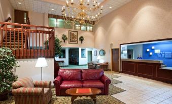 Baymont Inn & Suites by Wyndham Findlay