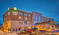 Holiday Inn Express & Suites Hermiston Downtown Hotels in Hermiston