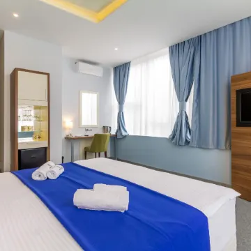 Privilege Suites by Central Park