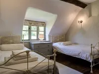 Cosy Cot