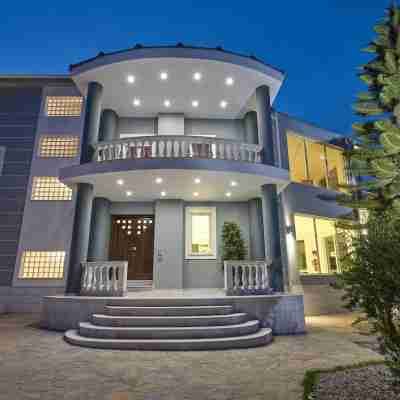 Bozonos Luxury Villa Hotel Exterior