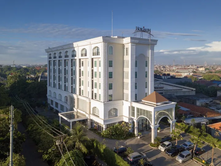 Horison Ciledug