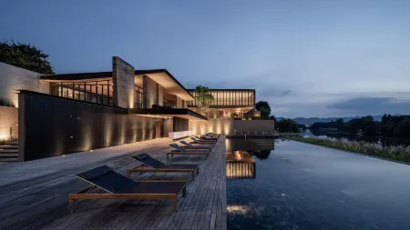 Tara Villa Riverkwai Resort Отели рядом с достопримечательностью «Тайско-Бирманская железная дорога»