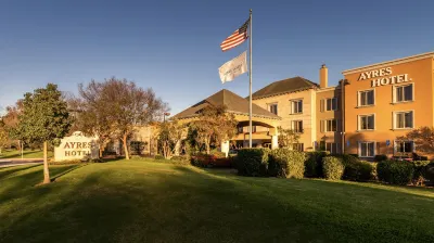 Ayres Hotel Seal Beach – Cypress Hotels near Red Car Museum