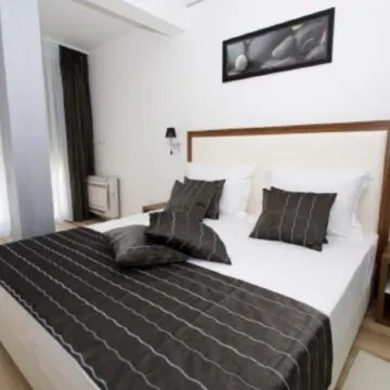 Luxury Apartment Split with pool