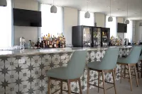 Centennial Plaza Resort Gulfport - Quầy bar