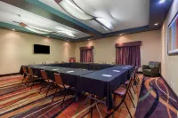 Best Western Plus Sherwood Park Inn  Suites Hotel di Sherwood Park