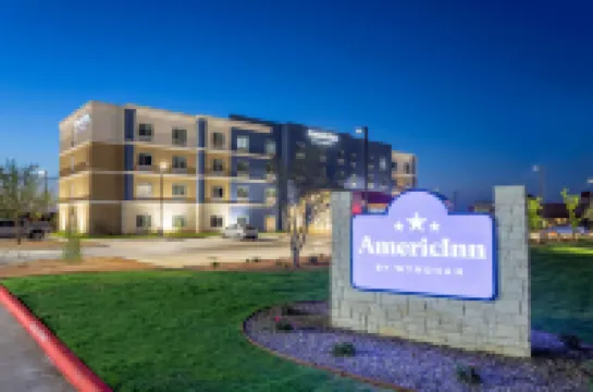 AmericInn by Wyndham San Angelo サン・アンジェロのホテル