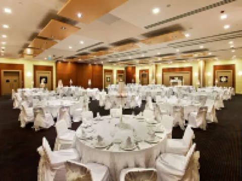 希爾頓花園桑尼烏法酒店 尚勒烏爾法酒店