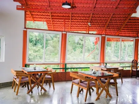 Deva Maani Coorg Nature Holiday Отели в г. Канданаколли