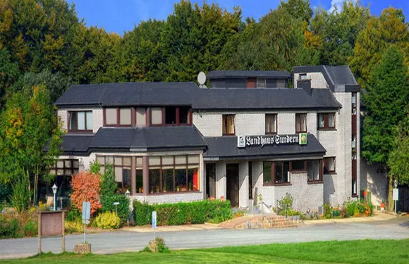 薩登蘭德宮酒店