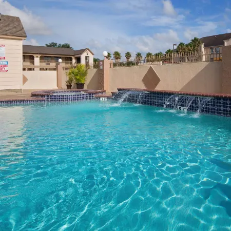 Best Western Deer Park Inn  Suites