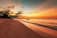 Front One Parama Su Hotel Palu