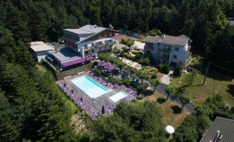 Logis Hôtel Clair Matin - Housity