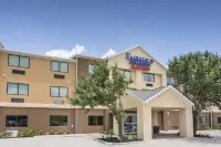 Fairfield Inn & Suites Victoria Hotels near T.J. Maxx