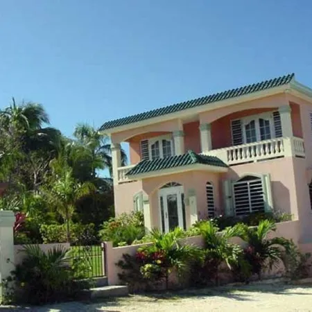Dos Angeles del Mar Bed and Breakfast