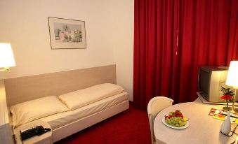 Hotel Topas Frankfurt City