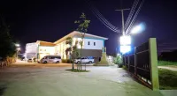 The Color Place Hotels in Chaloem Phra Kiat