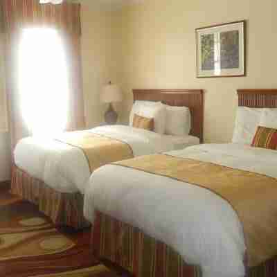 Cara Lodge Hotel Rooms