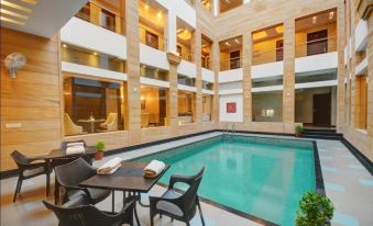 Hotel Chirag - Housity