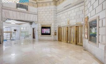 Frontdesk Lofts at 629 Euclid Downtown Cleveland