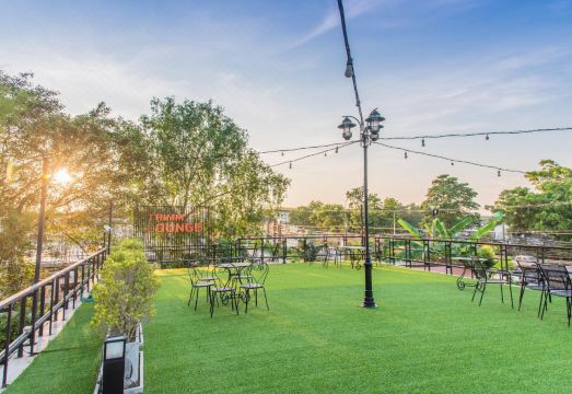 플로이부리 부티크 호텔