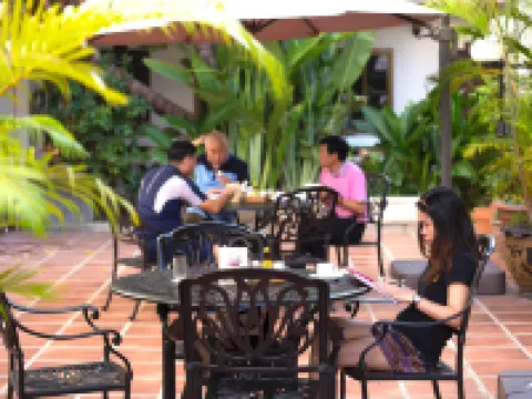 โรงแรมมาลีน้ำพุ โรงแรมในเวียงจันทน์