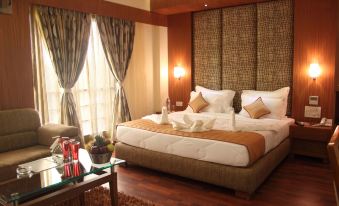 1. Hotel Pr..