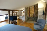 Impasse du Boeuf Hotels in Cuq-Toulza