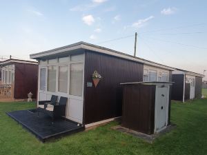 Lovely Relaxing Two Bedroom Holiday Chalet