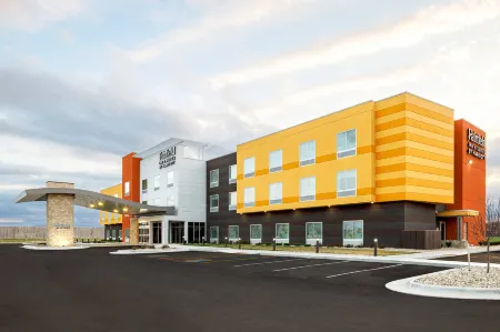 Fairfield Inn & Suites Salina