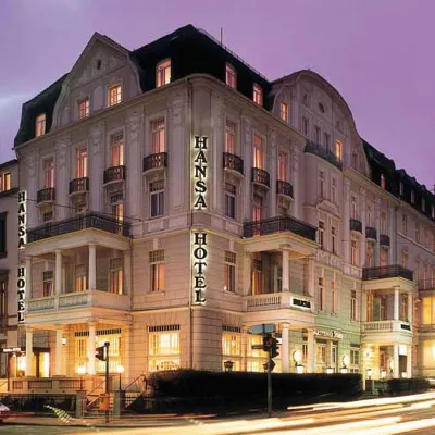 Star-Apart Hansa Hotel Отели рядом с достопримечательностью «Стадион «Брита-Арена»»
