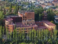 Porcel Alixares Hotels near Generalife